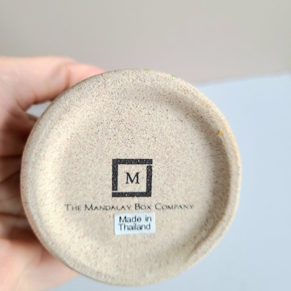 Ceramic vase with tulip motif. - Picture 4 of 4